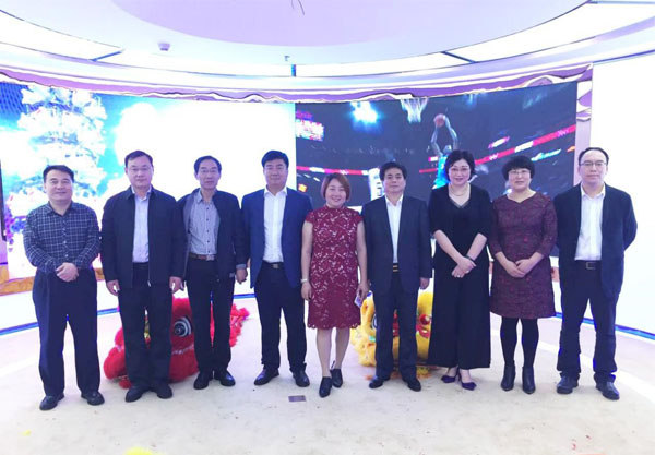 LED全彩显示屏知名品牌 ROYAL皇家88