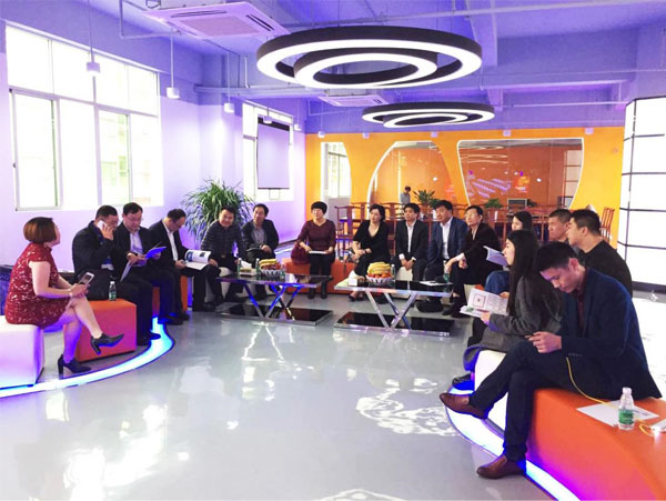 LED全彩显示屏知名品牌 ROYAL皇家88