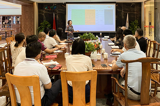 ROYAL皇家88召开2021年中总结大会