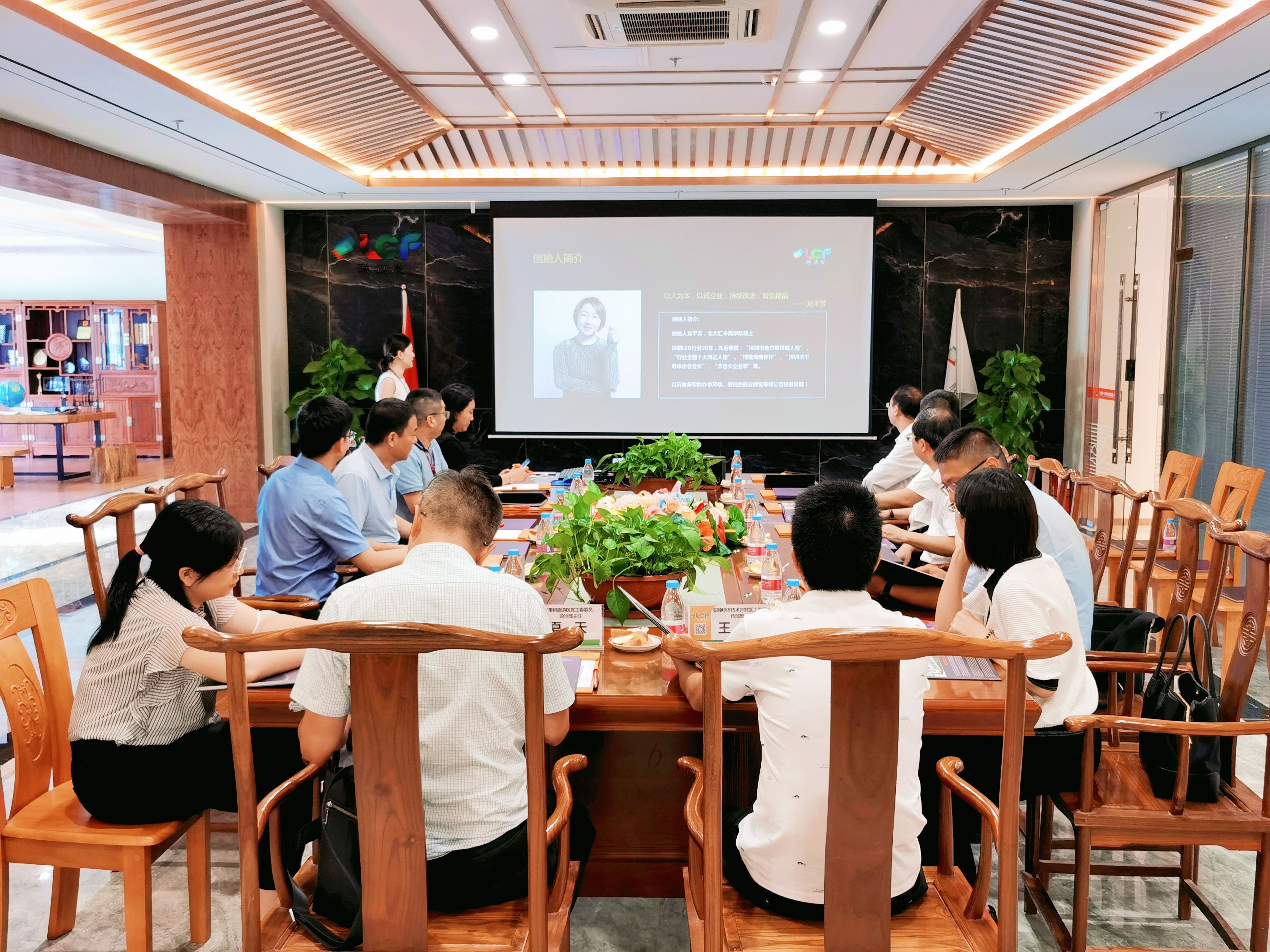 retouch_2021092313525398.jpg retouch_2021092313525398.jpg