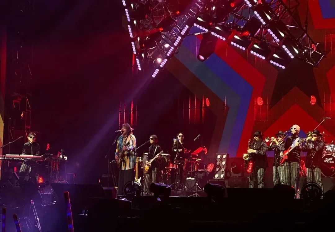 伍佰演唱会 伍佰演唱会